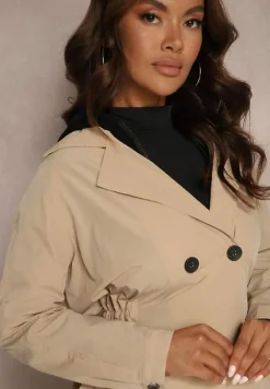 Beżowy Płaszcz Dwurzędowy z Dodatkiem Bawełny Wykończony Paskiem i Rękawami z Regulacją Mevessa