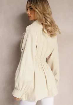 Beżowy Płaszcz o Krótkim Fasonie z Paskiem i Elastyczną Talią oraz Bufiastymi Rękawami Pathia