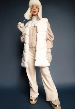 Beżowy Rozpinany Kardigan z Wełną i Trójkątnym Dekoltem Riarael