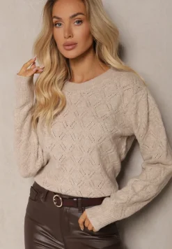 Beżowy Sweter w Klasycznym Stylu z Tłoczonym Wzorem Deriel