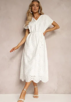 Biała Bawełniana Sukienka o Haftowanym Wykończeniu z Materiałowym Paskiem w Talii Dimla