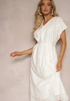 Biała Bawełniana Sukienka o Haftowanym Wykończeniu z Materiałowym Paskiem w Talii Dimla