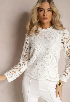 Biała Bluzka z Ażurowej Tkaniny ze Stójką Beerne