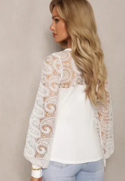 Biała Bluzka z Bawełny Ozdobiona Koronkową Wstawką w Ażurowy Wzór Rafoilla