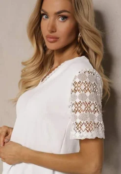 Biała Bluzka z Krótkim Rękawem i Ażurowym Zdobieniem Gracenie