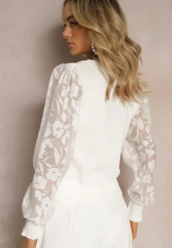 Biała Bluzka z Ozdobnymi Przeźroczystymi Rękawami i Guzikami Fletchera