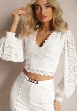 Biała Koronkowa Bluzka o Krótkim Fasonie z Mankietami Skylame