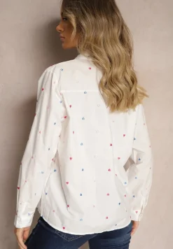 Biała Koszula z Bawełną Wykończona Haftowanymi Sercami i Kieszonką Merinitte