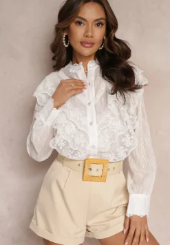 Biała Koszula z Błyszczącą Nitką i Haftowanymi Wstawkami Daizee