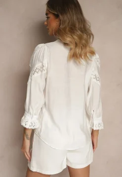Biała Koszula z Wiskozy z Rękawami 7/8 Ozdobiona Koronką i Falbankami przy Mankietach Waerata