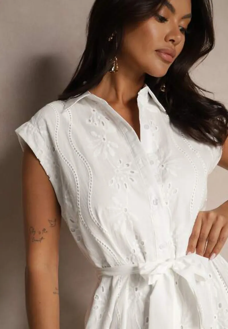 Biała Koszulowa Bawełniana Sukienka Ozdobiona Paskiem i Haftem Eleawenta