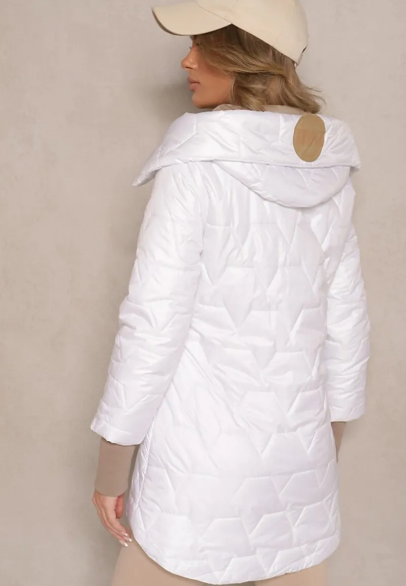 Biała Kurtka Ozdobiona Pikowaniem z Rękawami Zakończonymi Ściągaczami i Kapturem Celosira