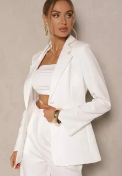 Biała Marynarka z Usztywnionymi Ramionami i Imitacją Kieszeni Halonia