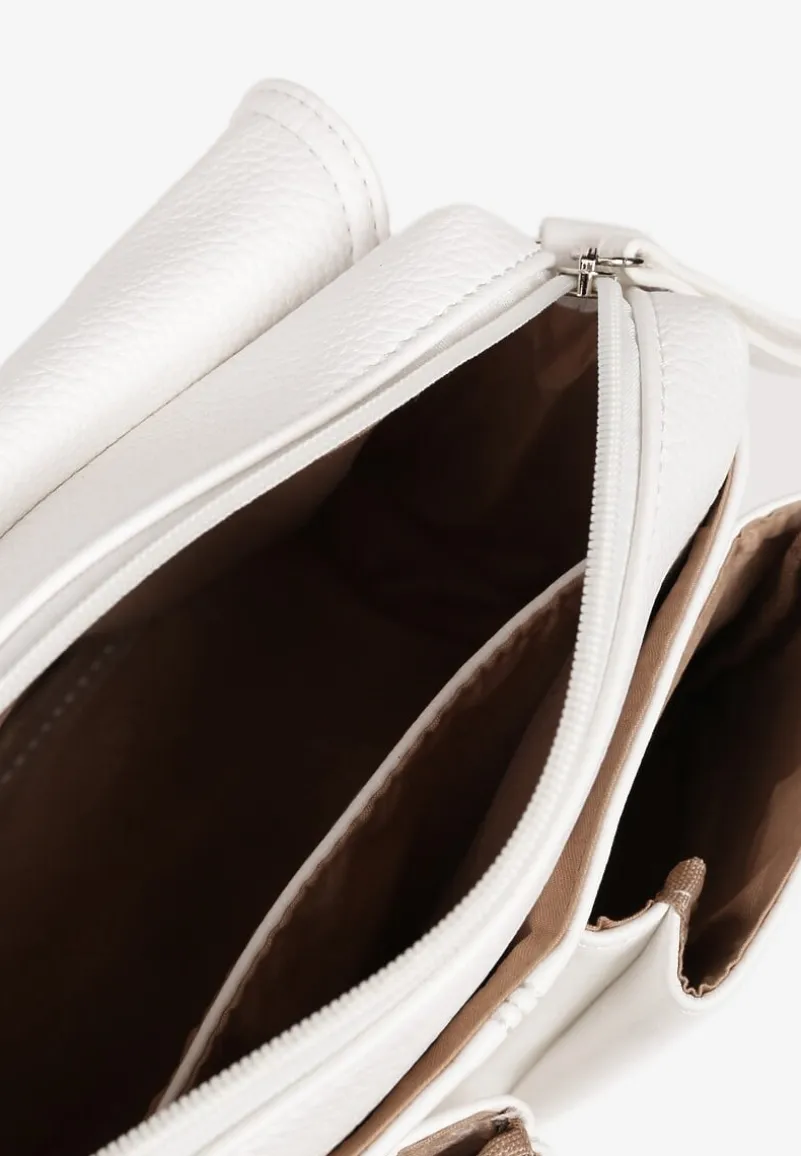 Biała Prostokątna Torebka Typu Listonoszka z Klapą Savireone