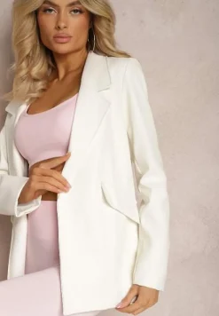 Biała Pudełkowa Marynarka z Ekoskóry Niezapinana z Poduszkami w Ramionach Suniya