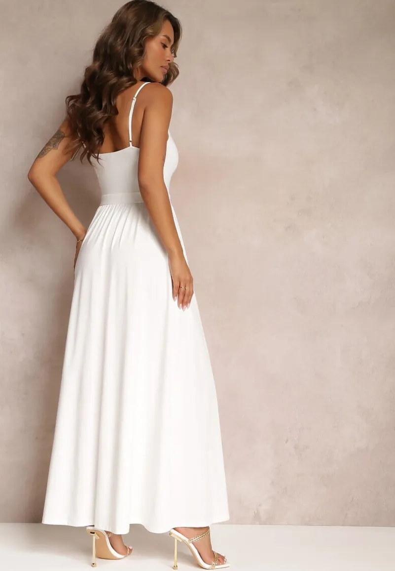 Biała Rozkloszowana Sukienka Maxi na Cienkich Ramiączkach z Rozporkiem Weslyn