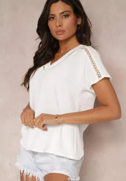 Biała Rozszerzana Bluzka z Krótkimi Rękawami i Ażurowymi Taśmami Zaylor