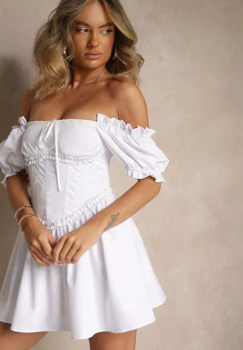 Biała Rustykalna Sukienka Vices z Gorsetowym Wiązaniem Tolarina