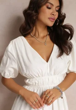 Biała Sukienka Midi z Gumką w Talii ze Skrzyżowanymi Paskami na Plecach Jorlyn