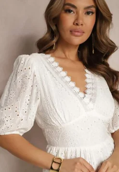 Biała Sukienka z Bawełny o Haftowanym Wykończeniu z Gumką w Talii Lomeda