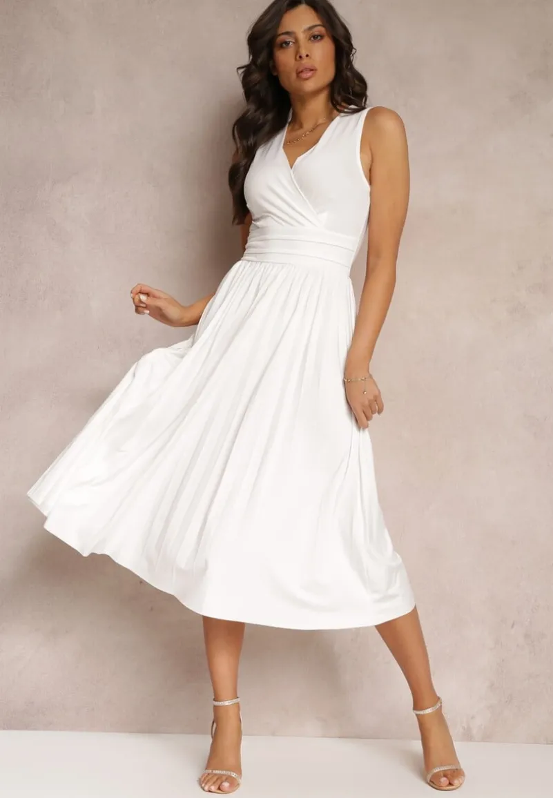 Biała Sukienka z Kopertowym Dekoltem i Plisowanym Dołem Anamarie