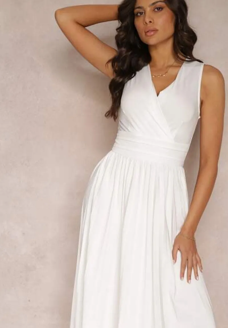 Biała Sukienka z Kopertowym Dekoltem i Plisowanym Dołem Anamarie