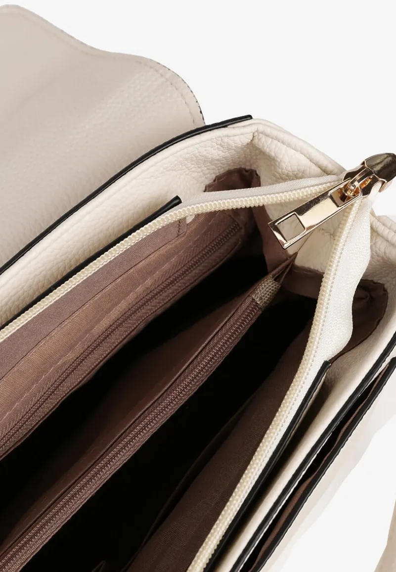 Biała Torebka Typu Listonoszka z Rączką i Ozdobną Klapą Monevia