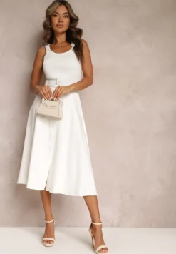 Biała Trapezowa Spódnica Midi z Rozkloszowanym Dołem i Paskiem z Klamerką z Bawełny Marydevi