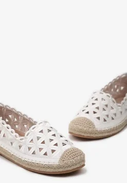 Białe Ażurowe Espadryle na Płaskiej Plecionej Podeszwie Kueria