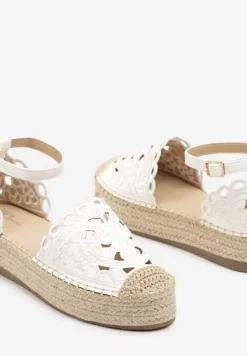 Białe Ażurowe Espadryle na Platformie Eleanil