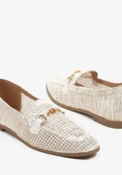 Białe Ażurowe Mokasyny Loafersy z Klamrą Koliswena