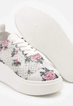 Białe Ażurowe Sneakersy Vices na Platformie w Kwiaty Halvisa