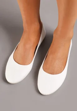 Białe Balerinki Gibbs