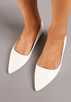 Białe Balerinki na Płaskiej Podeszwie w Klasycznym Stylu Elithra