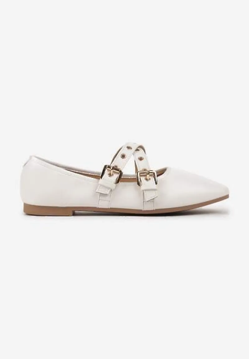 Białe Balerinki na Płaskiej Podeszwie z Paskami i Sprzączkami Pinaya