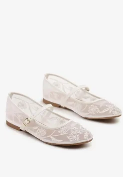 Białe Balerinki Siateczkowe z Haftami i Sprzączką Diviaria