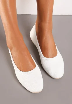 Białe Balerinki z Okrągłym Noskiem i Materiałową Cholewką Mililena