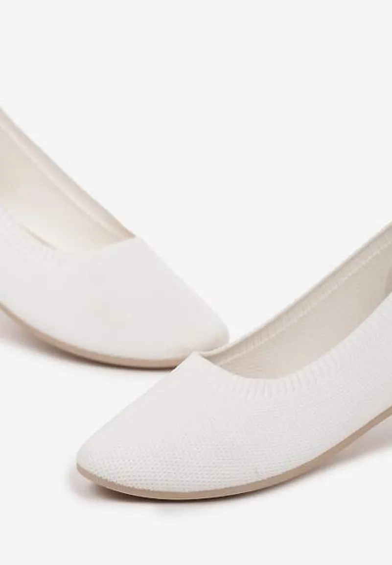 Białe Balerinki z Okrągłym Noskiem i Materiałową Cholewką Mililena
