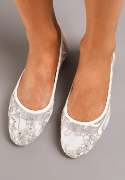 Białe Balerinki z Przeszyciami Ozdobione Cekinami Vellamira