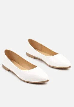 Białe Basicowe Balerinki ze Szpiczastym Noskiem Adivili
