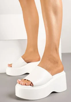 Białe Basicowe Klapki na Platformie Faliriela