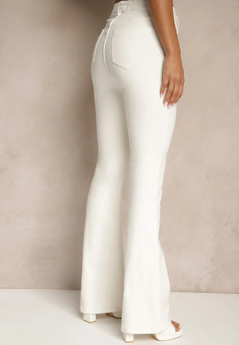 Białe Bawełniane Jeansy Typu Dzwony Tilaira