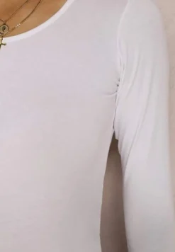 Białe Body Kephanthe