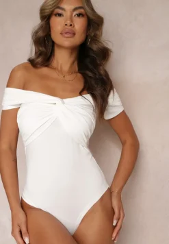 Białe Body z Ozdobnymi Rękawami i Hiszpańskim Dekoltem Joanlo