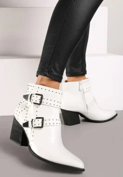Białe Botki na Słupku Biker Wykończone Klamrami i Nitami Terivian