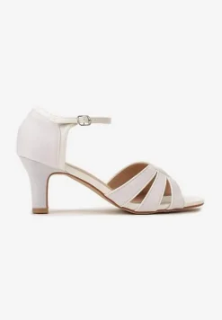 Białe Brokatowe Sandały na Słupkowym Obcasie Rivaena