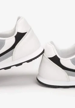 Białe Buty Sportowe Regines