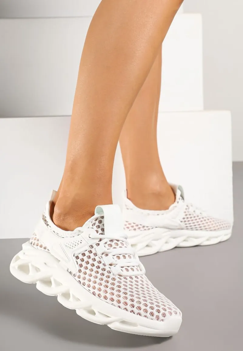 Białe Buty Sportowe Sneakersy na Platformie Ozdobionej Tłoczeniem Teliriella