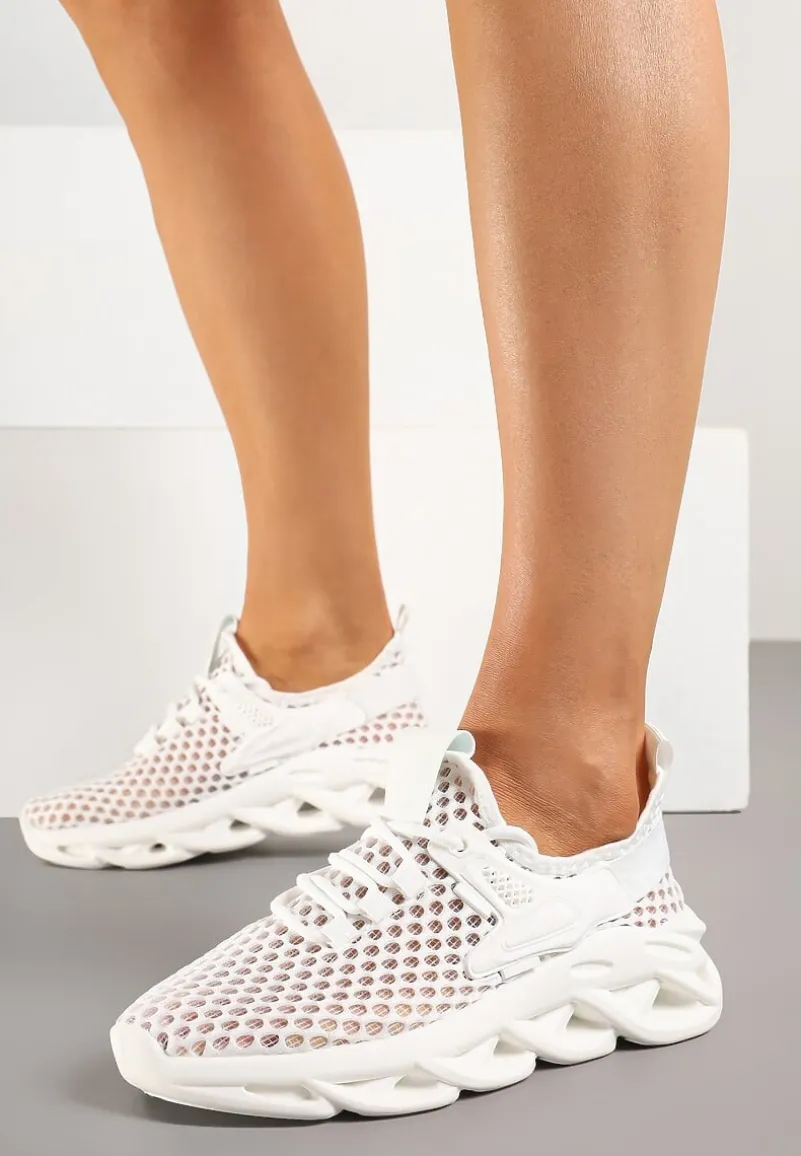 Białe Buty Sportowe Sneakersy na Platformie Ozdobionej Tłoczeniem Teliriella
