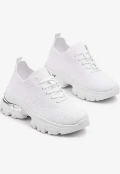 Białe Buty Sportowe Sneakersy z Siateczki na Tłoczonej Podeszwie Zdobionej Aplikacją Neltewia